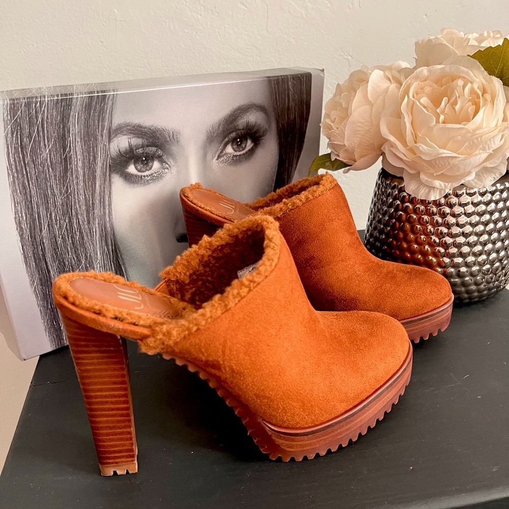 Jlo Flory Platform Mule